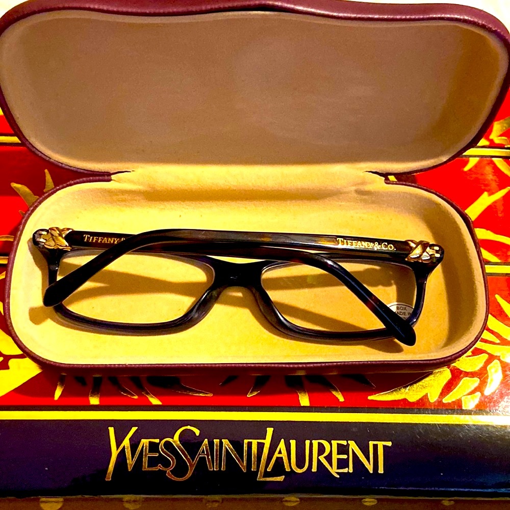 TIFFANY & Co FRAME